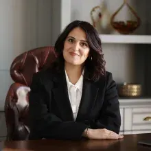 Uzm. Dr. Ahsen Büyükavşar — Psikiyatri, Bursa. Portre fotoğrafı.