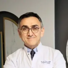 Op. Dr. Fecri Çiftlik — Ortopedi Ve Travmatoloji, Beylikdüzü, İstanbul. Portre fotoğrafı.