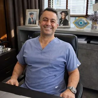 Op. Dr. Hakan Yaz — Gaziantep. Portre fotoğrafı.