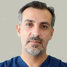 Dt. Nihat Evin — Diş Hekimi, Diyarbakır. Portre fotoğrafı.