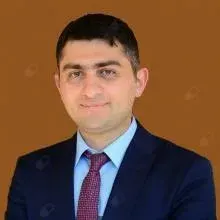 Doç. Dr. Şahin Hanalioğlu — Beyin Ve Sinir Cerrahisi, Ankara. Portre fotoğrafı.