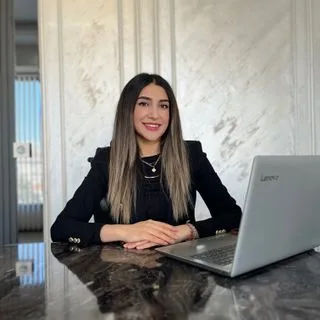 Dyt. Nurgül Yeşilırmak — Diyetisyen, Konya. Portre fotoğrafı.