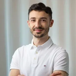 Fzt. Bilal Aydoğan — Fizyoterapi Ve Rehabilitasyon, Ankara. Portre fotoğrafı.