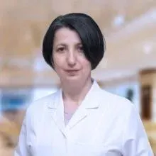 Op. Dr. Hülya Noşeri — Kulak Burun Boğaz, İstanbul. Portre fotoğrafı.