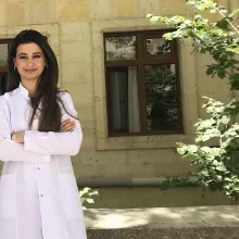 Dkt. Gülistan Çelik — Dil ve Konuşma Terapisi, Diyarbakır. Portre fotoğrafı.