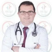 Doç. Dr. Mehmet Kayrak — Kardiyoloji, Ankara. Portre fotoğrafı.
