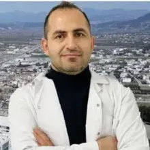 Op. Dr. Erdal Şeker — Ankara. Portre fotoğrafı.