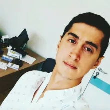 Uzm. Dr. Nevzat Yılmaz — Çocuk ve Ergen Psikiyatrisi, Diyarbakır. Portre fotoğrafı.
