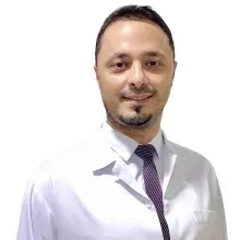 Op. Dr. Vahid Solak — Üroloji, Hatay. Portre fotoğrafı.