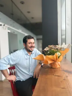 Dt. Oral Çınar profilinde yer alan galeri fotoğrafı.