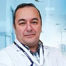 Doç. Dr. Yahya Murat Uğraş — Üroloji, İstanbul. Portre fotoğrafı.