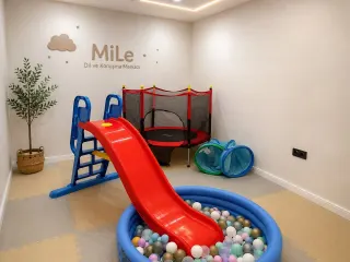 Dkt. Mine Solak profilinde yer alan galeri fotoğrafı.