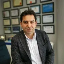 Op. Dr. Ali Kavuzlu — Kulak Burun Boğaz, Ankara. Portre fotoğrafı.