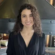 Psk. Aleyna Güngör Gültekin — İstanbul. Portre fotoğrafı.