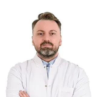 Op. Dr. Muhammet Çayır — Plastik Rekonstrüktif Ve Estetik Cerrahi, Serdivan, Sakarya. Portre fotoğrafı.