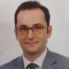 Doç. Dr. Emre Bozkurt — Genel Cerrahi, Zeytinburnu, İstanbul. Portre fotoğrafı.