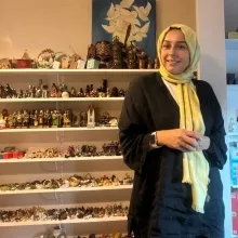 Psk. Sibel Kaliç Varolgüneş — Psikoloji, İstanbul. Portre fotoğrafı.