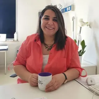 Op. Dr. Burcu Yücesoy profilinde yer alan galeri fotoğrafı.
