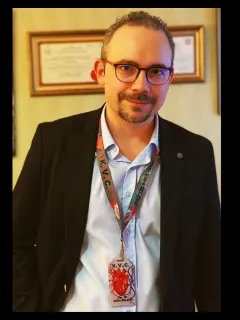 Doç. Dr. Emre Selçuk profilinde yer alan galeri fotoğrafı.