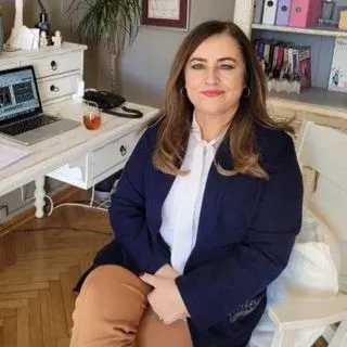 Uzm. Psk. Gülcan Gelen — Psikoloji, Ankara. Portre fotoğrafı.