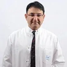 Op. Dr. Tolga Ecemiş — Ankara. Portre fotoğrafı.