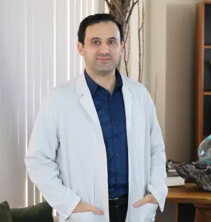 Op. Dr. Hakan Kayıkçı profilinde yer alan galeri fotoğrafı.