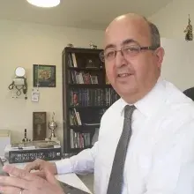 Prof. Dr. Türker Şahiner — Nöroloji, Ataşehir, İstanbul. Portre fotoğrafı.