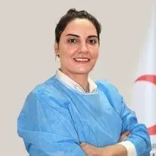 Dt. Gülderen Eyüboğlu — Diş Hekimi, İstanbul. Portre fotoğrafı.