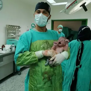 Op. Dr. Talha Ayvaz profilinde yer alan galeri fotoğrafı.