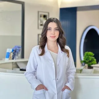 Psk. Dicle Şimşek — Psikoloji, Kayseri. Portre fotoğrafı.