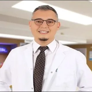 Dr. Öğr. Üyesi Ali Can Albaz — Üroloji, Manisa. Portre fotoğrafı.
