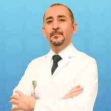 Dr. Öğr. Üyesi Ahmet Aydın — İç Hastalıkları, İstanbul. Portre fotoğrafı.