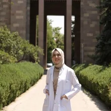 Dyt. Kamile Çimen — Diyetisyen, Konya. Portre fotoğrafı.