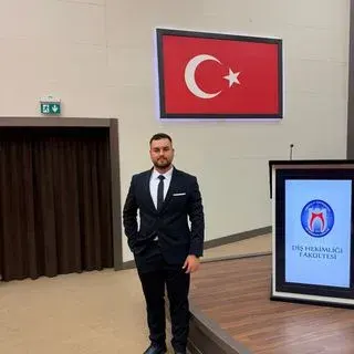 Dt. Ali Altan — Diş Hekimi, Kırıkkale. Portre fotoğrafı.