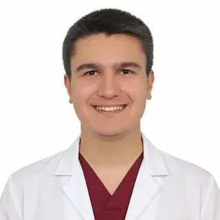 Dt. Murat Buğrahan Yaşar — Diş Hekimi, Ankara. Portre fotoğrafı.
