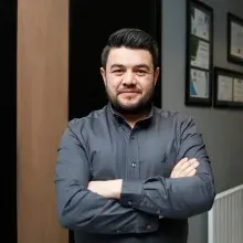 Fzt. Mehmet Şen — Fizyoterapi Ve Rehabilitasyon, Çankaya, Ankara. Portre fotoğrafı.