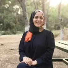 Kl. Psk. Şahnur Yaman — Psikoloji, Mersin. Portre fotoğrafı.