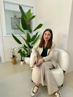 Psk. İdil Özgüçlü profilinde yer alan galeri fotoğrafı.