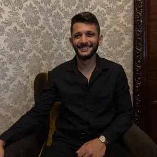 Kl. Psk. Alperen Ay — Psikoloji, Bursa. Portre fotoğrafı.
