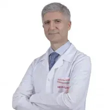 Prof. Dr. Aslan Güzel — Beyin Ve Sinir Cerrahisi, Şehitkamil, Gaziantep. Portre fotoğrafı.