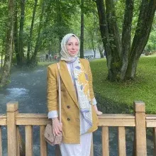 Psk. Esra Erten — Psikoloji, İstanbul. Portre fotoğrafı.