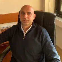 Prof. Dr. Murat Kemal Atahan — İzmir. Portre fotoğrafı.