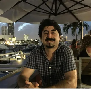 Doç. Dr. Suat Ekinci profilinde yer alan galeri fotoğrafı.