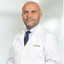 Op. Dr. Ali Ahmetoğlu — Göz Hastalıkları. Portre fotoğrafı.
