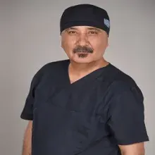 Op. Dr. Ali Yağcı — Antalya. Portre fotoğrafı.
