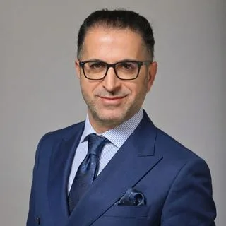 Prof. Dr. Cahit Kural — Beyin Ve Sinir Cerrahisi, Sincan, Ankara. Portre fotoğrafı.