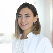 Dr. Öğr. Üyesi Cansu Altuntaş — İstanbul. Portre fotoğrafı.