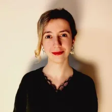 Psk. Dr. Leyla Alma — Psikoloji. Portre fotoğrafı.