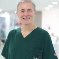 Dt. Murat Umar — Diş Hekimi, Pendik, İstanbul. Portre fotoğrafı.