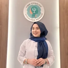 Psk. Nurşen Arıcı — Psikoloji, Ankara. Portre fotoğrafı.